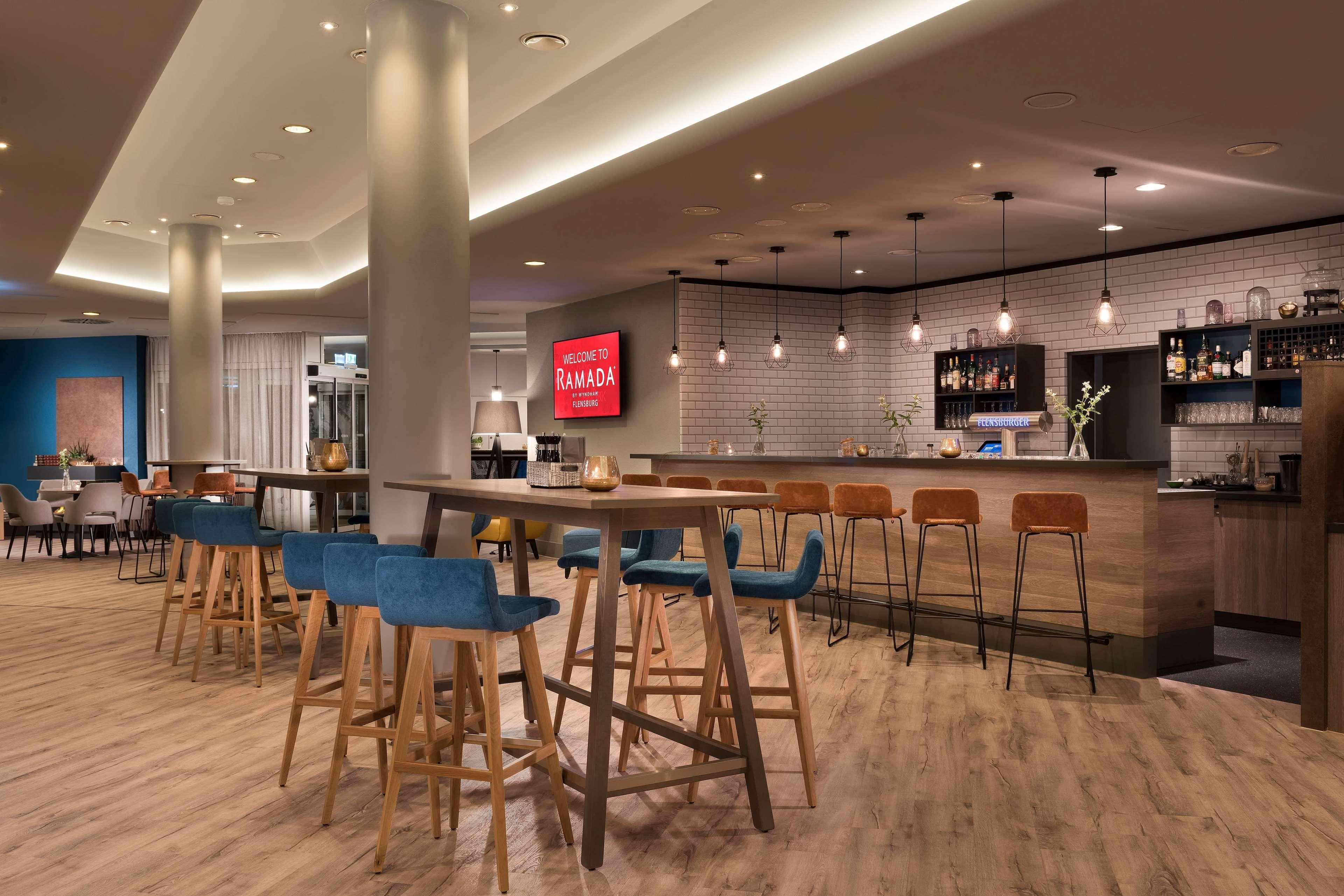 Ramada By Wyndham Flensburg City Exterior foto