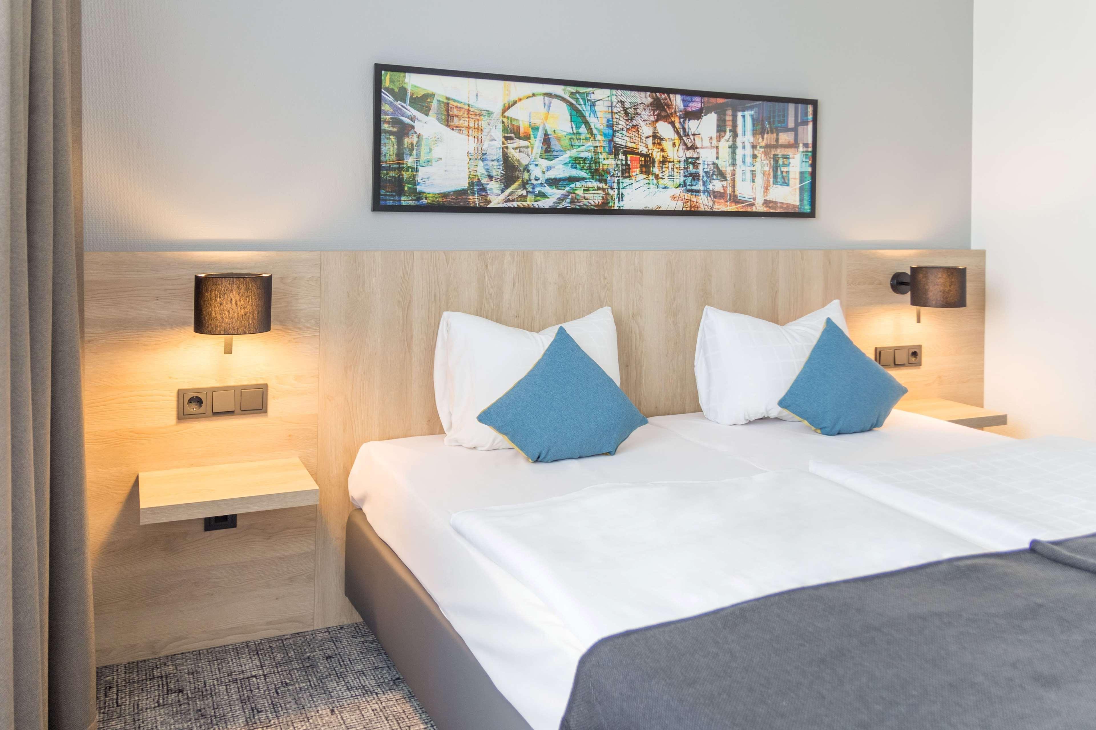 Ramada By Wyndham Flensburg City Exterior foto