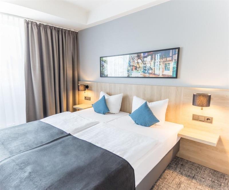 Ramada By Wyndham Flensburg City Exterior foto